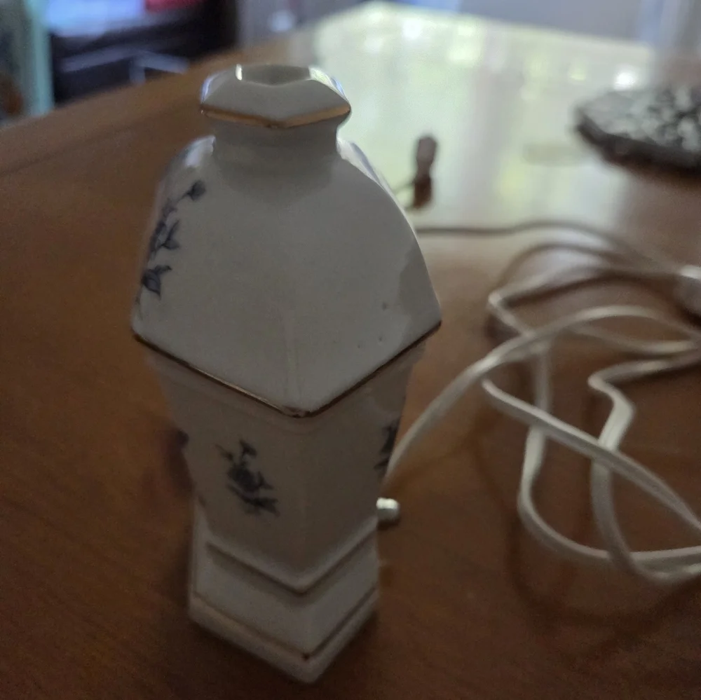 Vintage Porcelain Nightlight From Japan